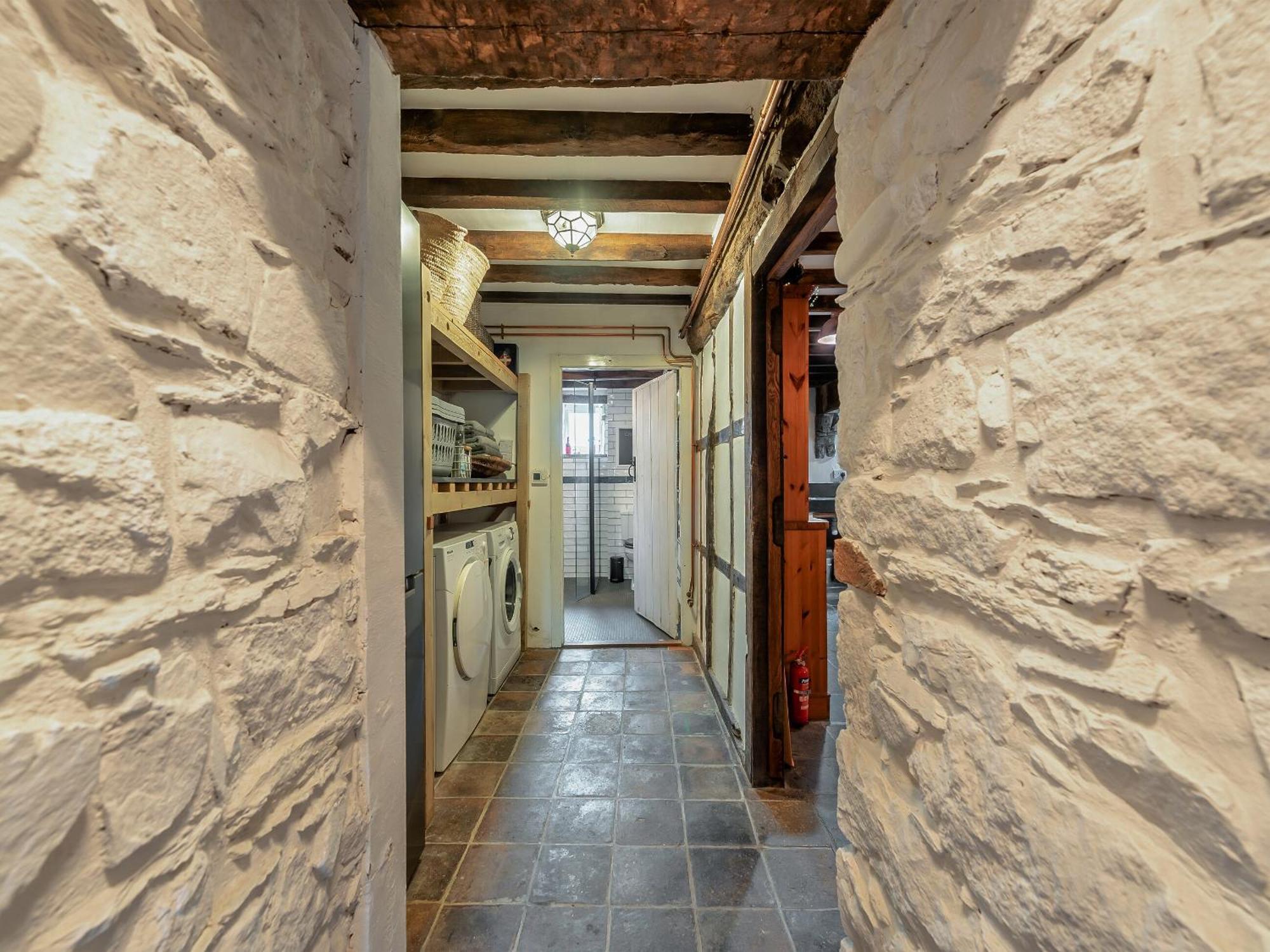 Ynywsen Dairy Flat Villa Llanfynydd Exterior photo